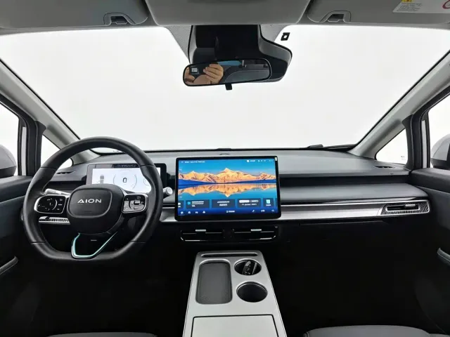GAC Aion Y — Фото автомобиля 3