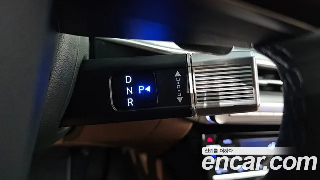 Hyundai Grandeur Grandeur (GN7) 2.5 Бензин 2WD — Фото автомобиля 9