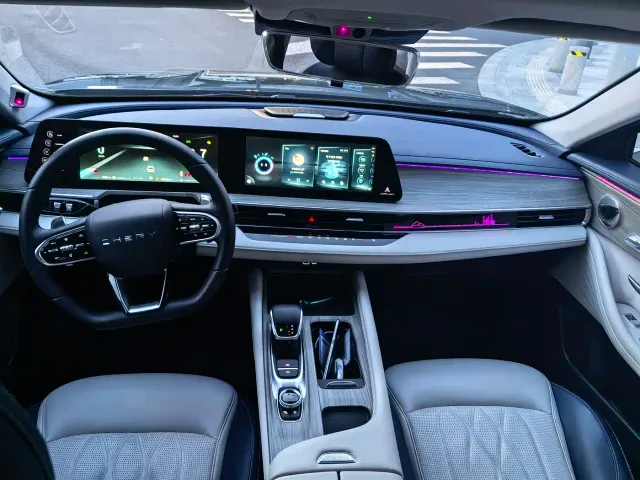 Chery Arrizo 8 — Фото автомобиля 6