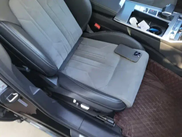 Audi A6L — Фото автомобиля 24