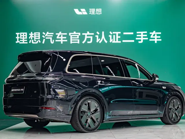Li Auto L9 — Фото автомобиля 4