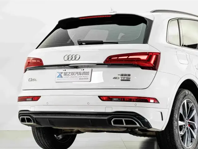 Audi Audi Q5L 2024 Model 40 TFSI Luxury Dynamic — Фото автомобиля 7