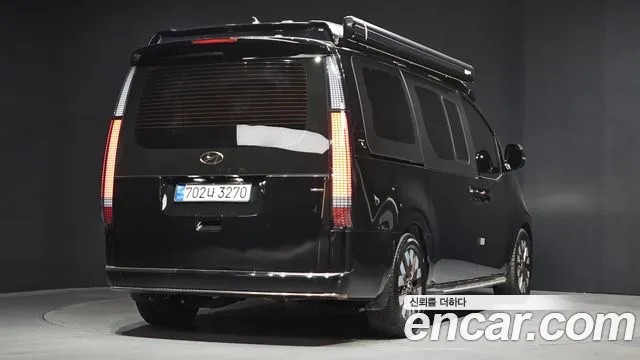 Hyundai Staria Staria — Фото автомобиля 2