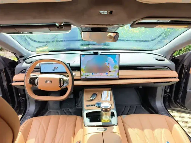 Geely Galaxy Xingyao 8 — Фото автомобиля 12