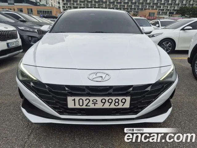 Фотография автомобиля — Hyundai Avante CN7