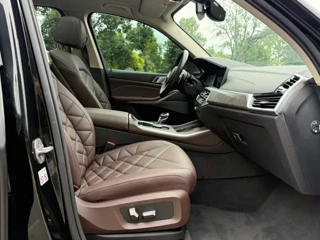 BMW X5 — Фото автомобиля 18
