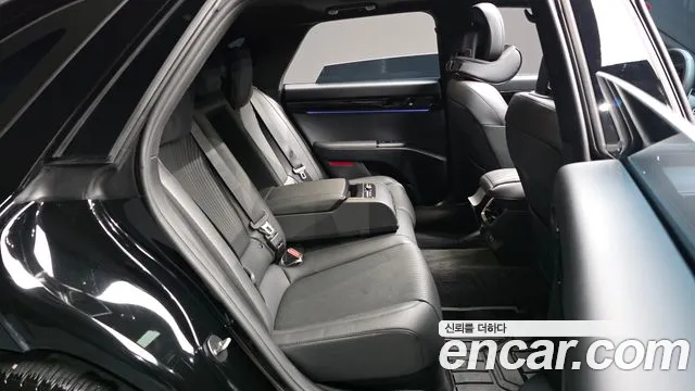 Hyundai Grandeur Grandeur (GN7) 3.5 Бензин 4WD — Фото автомобиля 10