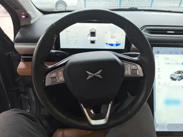 Xpeng P5 — Фото автомобиля 6