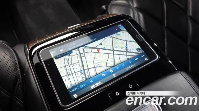 Mercedes-Benz S-Class — Фото автомобиля 19