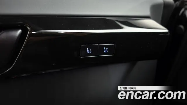 Hyundai Grandeur GN7 — Фото автомобиля 24