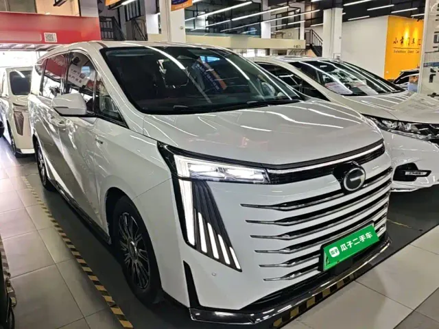 GAC Trumpchi E9 — Фото автомобиля 3