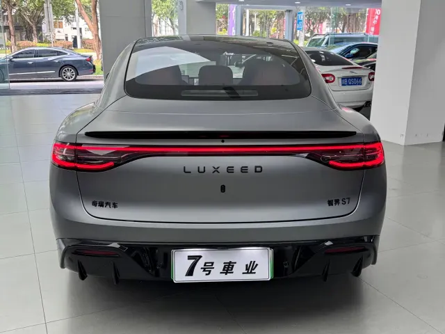 Luxeed S7 — Фото автомобиля 7