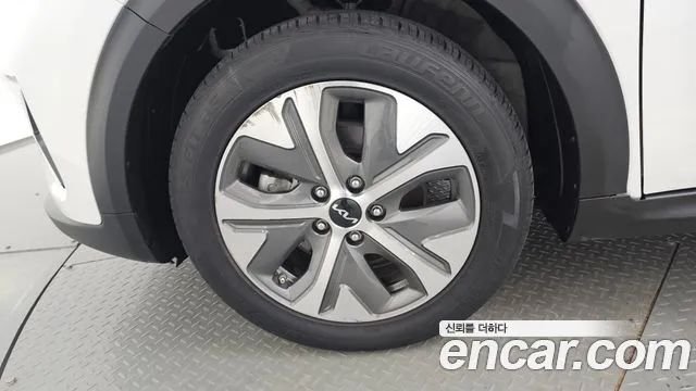 Kia Niro Niro Plus Earth — Фото автомобиля 5