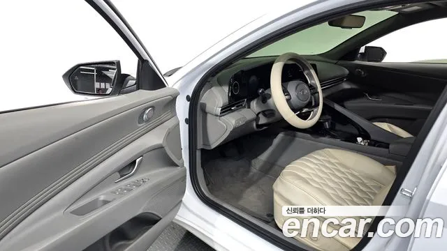 Hyundai Avante CN7 — Фото автомобиля 15