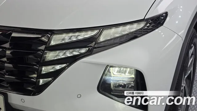 Hyundai Tucson Tucson (NX4) Бензин 1.6 турбо 2WD — Фото автомобиля 22