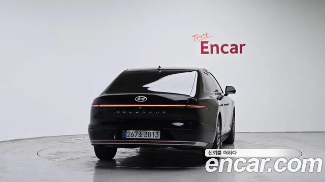 Hyundai Grandeur GN7 — Фото автомобиля 4