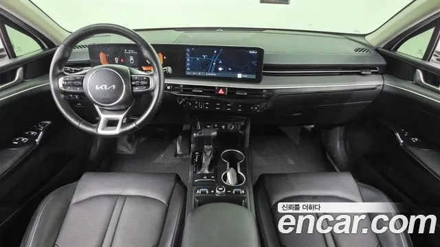 Kia K5 Новый K5 3 поколение 2.0 LPi(Для проката) — Фото автомобиля 7