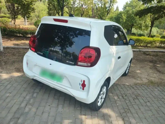 Roewe Clever — Фото автомобиля 6