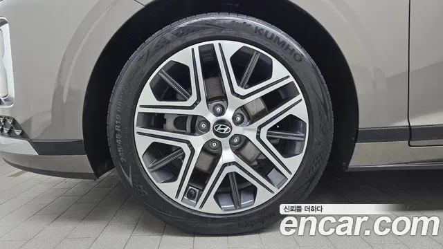 Hyundai Grandeur Grandeur (GN7) 2.5 Бензин 2WD — Фото автомобиля 5