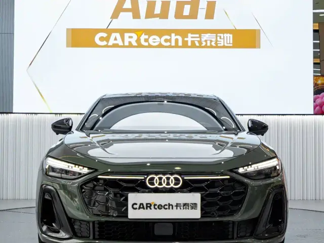 Фотография автомобиля — Audi A5L