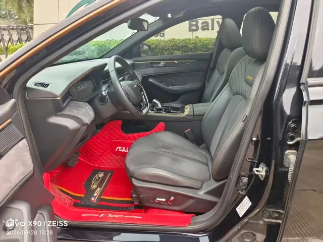 Dongfeng Yixuan MAX — Фото автомобиля 4