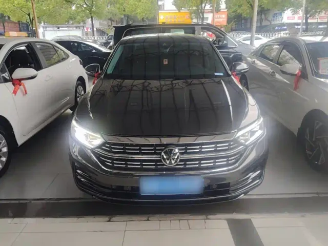 Volkswagen Sagitar — Фото автомобиля 2
