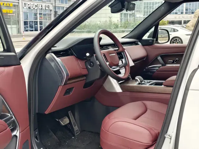 Land Rover Range Rover — Фото автомобиля 4