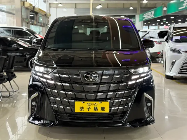 Toyota Alphard — Фото автомобиля 2