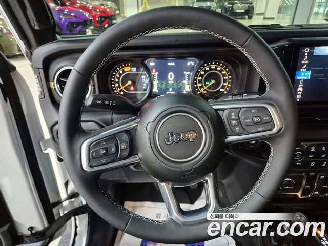 Jeep Wrangler JL — Фото автомобиля 10