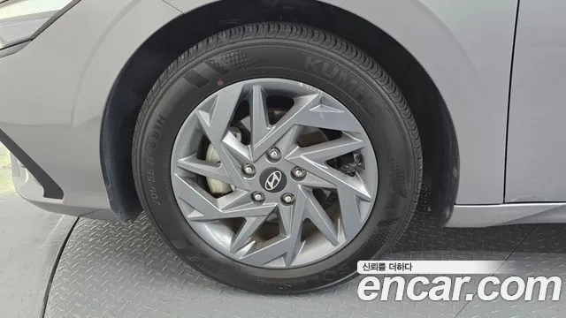 Hyundai Avante CN7 — Фото автомобиля 5