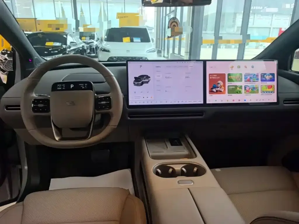 Li Auto Li Auto i6 2025 2WD Base Model — Фото автомобиля 9