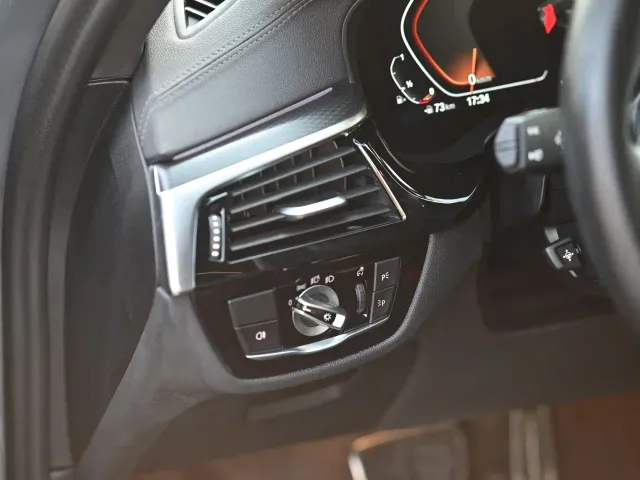 BMW 5 Series — Фото автомобиля 7