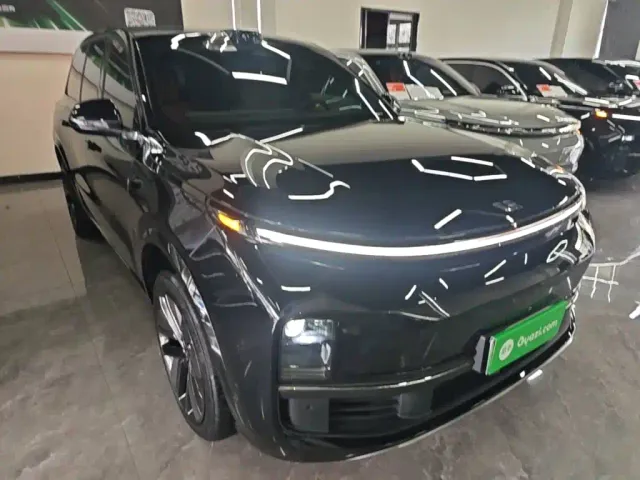 Li Auto L9 — Фото автомобиля 3