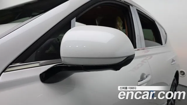 Genesis GV80 2.5T Бензин AWD — Фото автомобиля 30