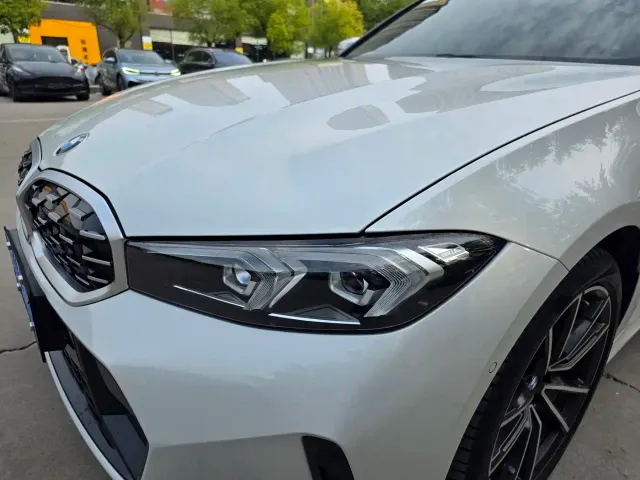BMW 3 Series — Фото автомобиля 5