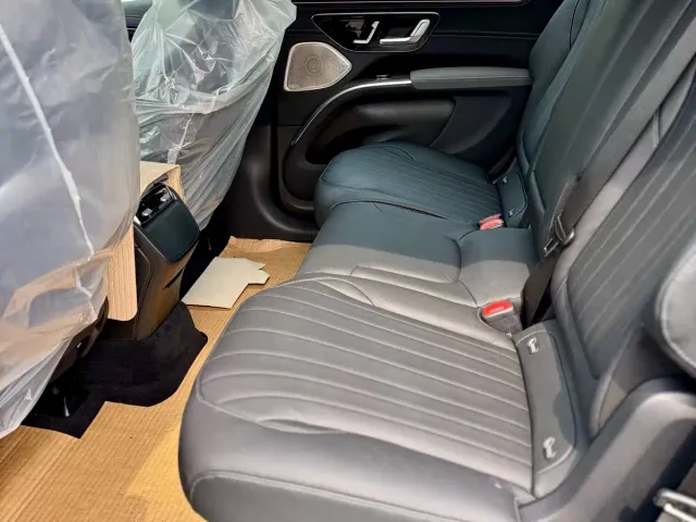 Mercedes-Benz EQS — Фото автомобиля 13