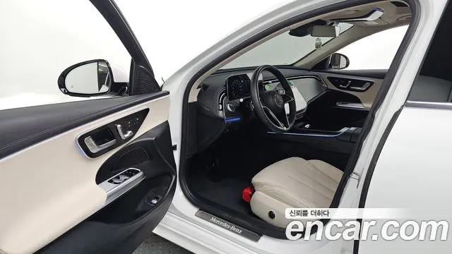Mercedes-Benz E-Class W214 — Фото автомобиля 15