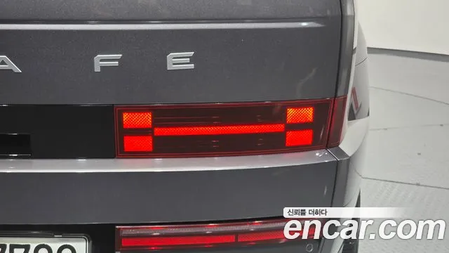 Hyundai Santafe — Фото автомобиля 20