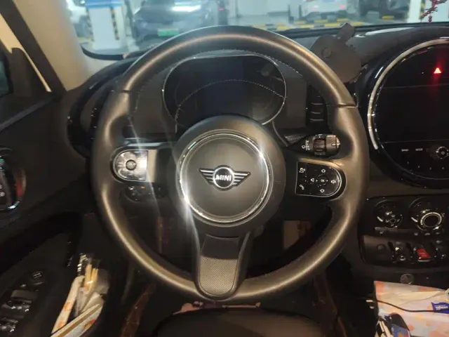 MINI Clubman — Фото автомобиля 15