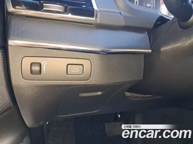 Volvo XC90 — Фото автомобиля 18