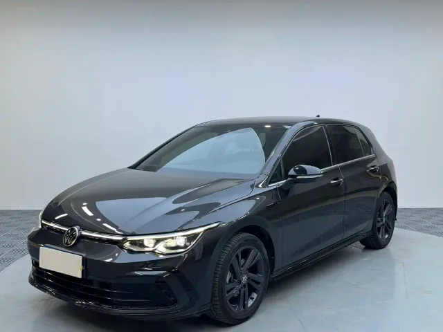 Фотография автомобиля — Volkswagen Golf