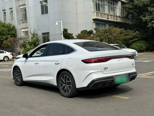 BYD Qin L — Фото автомобиля 4