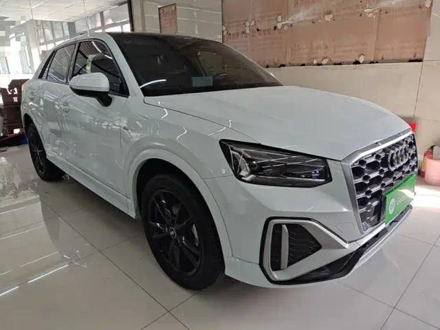 Audi Q2L — Фото автомобиля 3