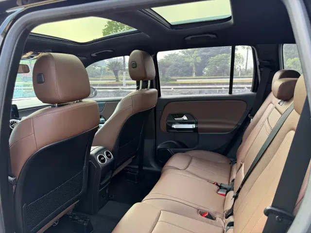 Mercedes-Benz GLB-Class — Фото автомобиля 13