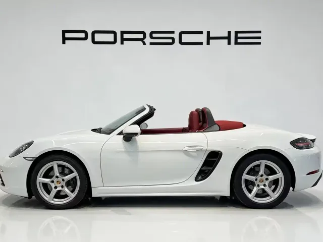 Porsche 718 — Фото автомобиля 3