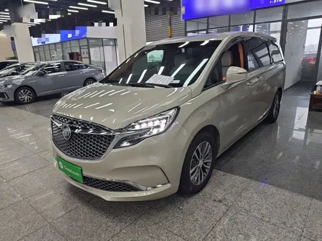 Фотография автомобиля — Buick GL8