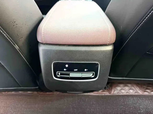 GAC Trumpchi M6 — Фото автомобиля 10