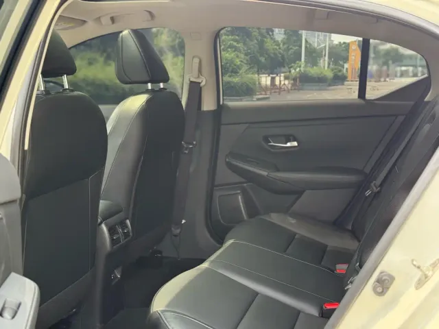 Nissan Sylphy — Фото автомобиля 9