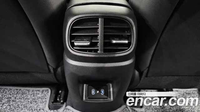 Hyundai Avante CN7 — Фото автомобиля 30