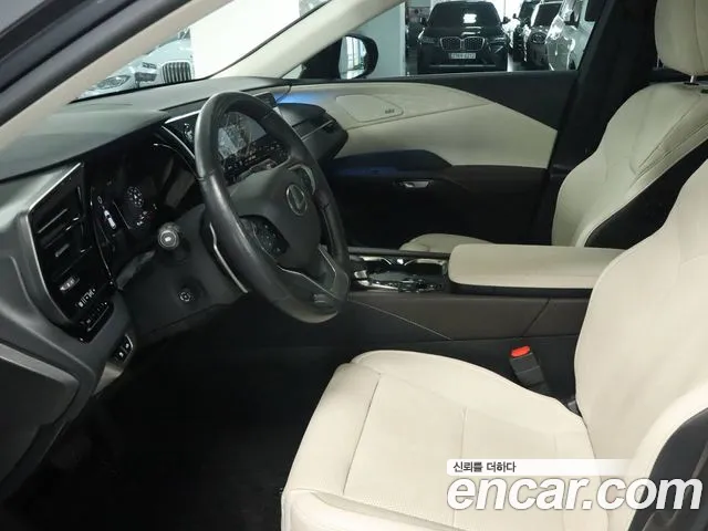 Lexus RX RX450h+ 5th Gen — Фото автомобиля 7